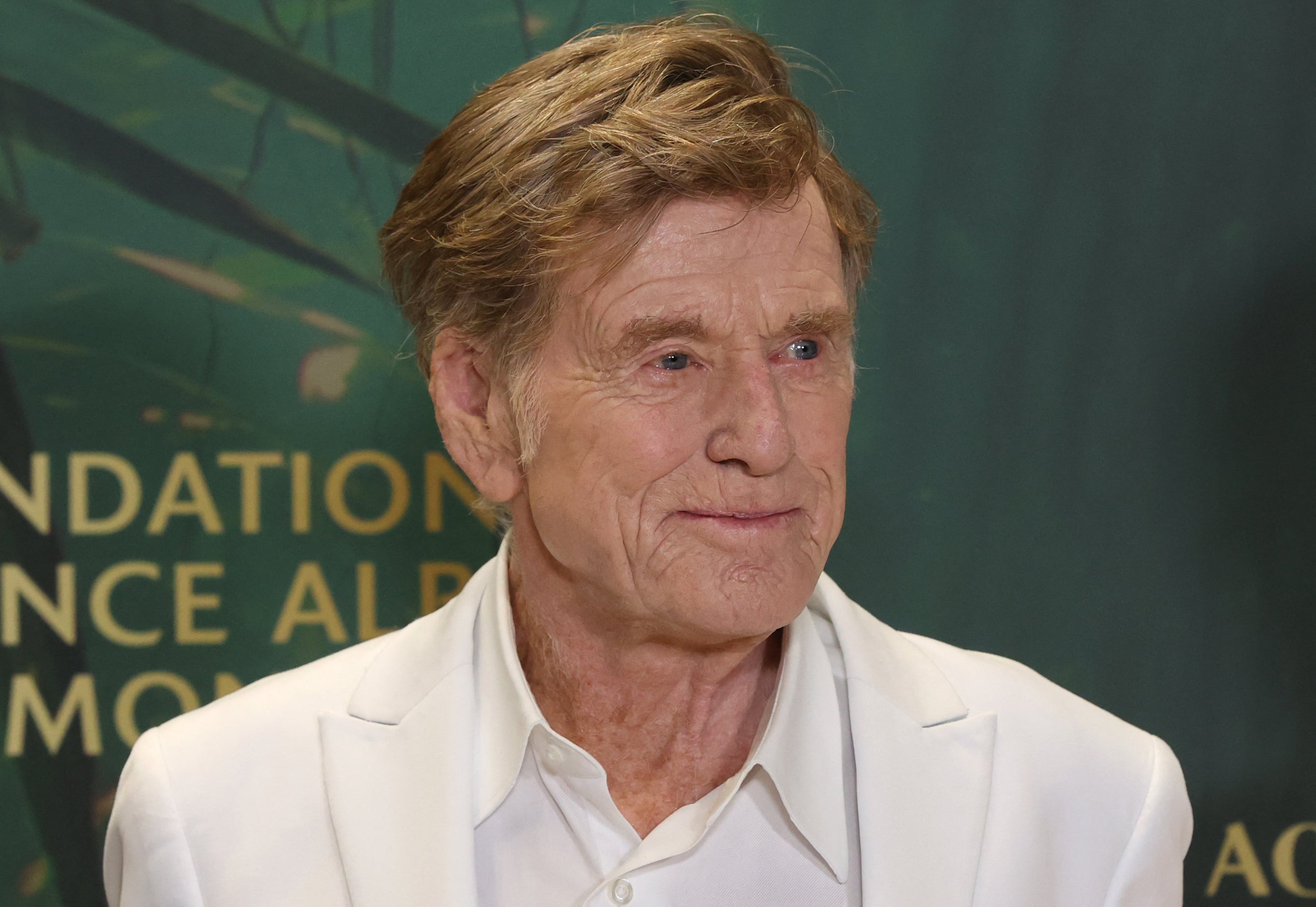 Robert Redford ganó un Óscar como director en 1980 y recibió un galardón honorario en 2002.