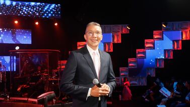 Edgar Silva da un mensaje navideño “a calzón quitado”