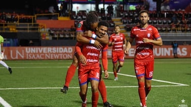 El gol tempranero que no bastó: San Carlos deja escapar la victoria y se complica el cierre del torneo
