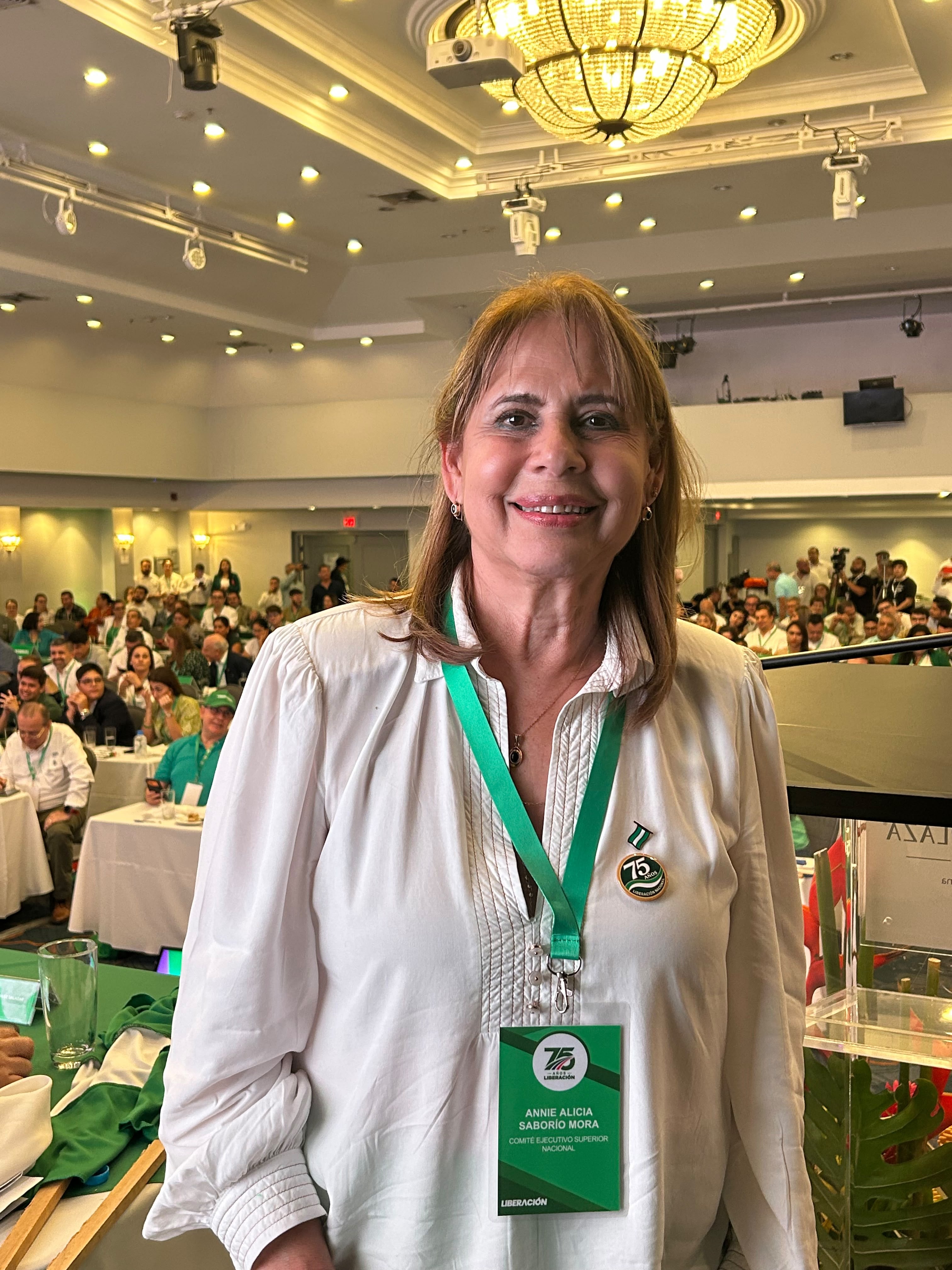 El Partido Liberación Nacional (PLN) eligió a su nueva dirigencia el sábado 10 de octubre, durante una Asamblea Nacional realizada en el hotel Crowne Plaza Corobicí, en San José, que también sirvió para conmemorar los 75 años de historia de la agrupación verdiblanca. En la foto, Annie Saborío, tesorera.