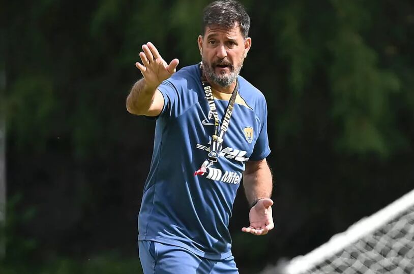 Gustavo Lema deja de ser técnico de Pumas.