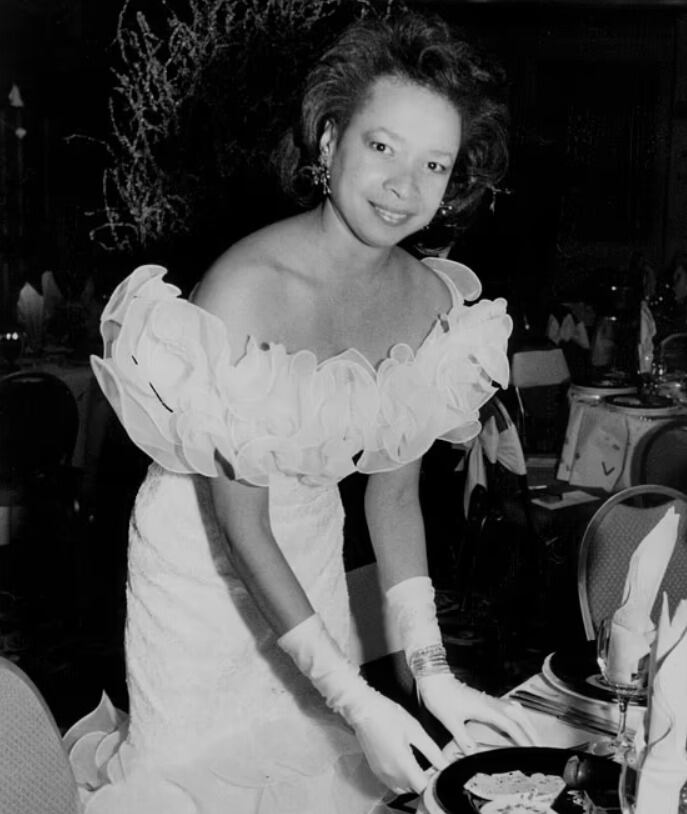 El caso por el asesinato de Lita McClinton de 35 años durante muchos años parecía que iba a quedar en la impunidad, durante 19 años su esposo el gringo multimillonario James Vicent Sullivant de 71 años estuvo en fuga.