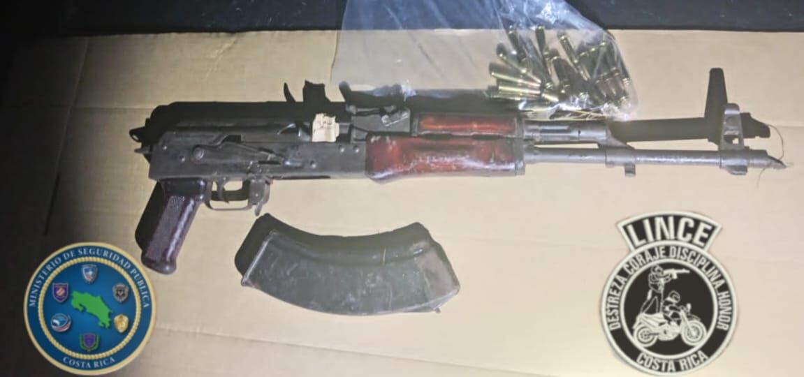 Detienen a 4 sujetos en Limón.