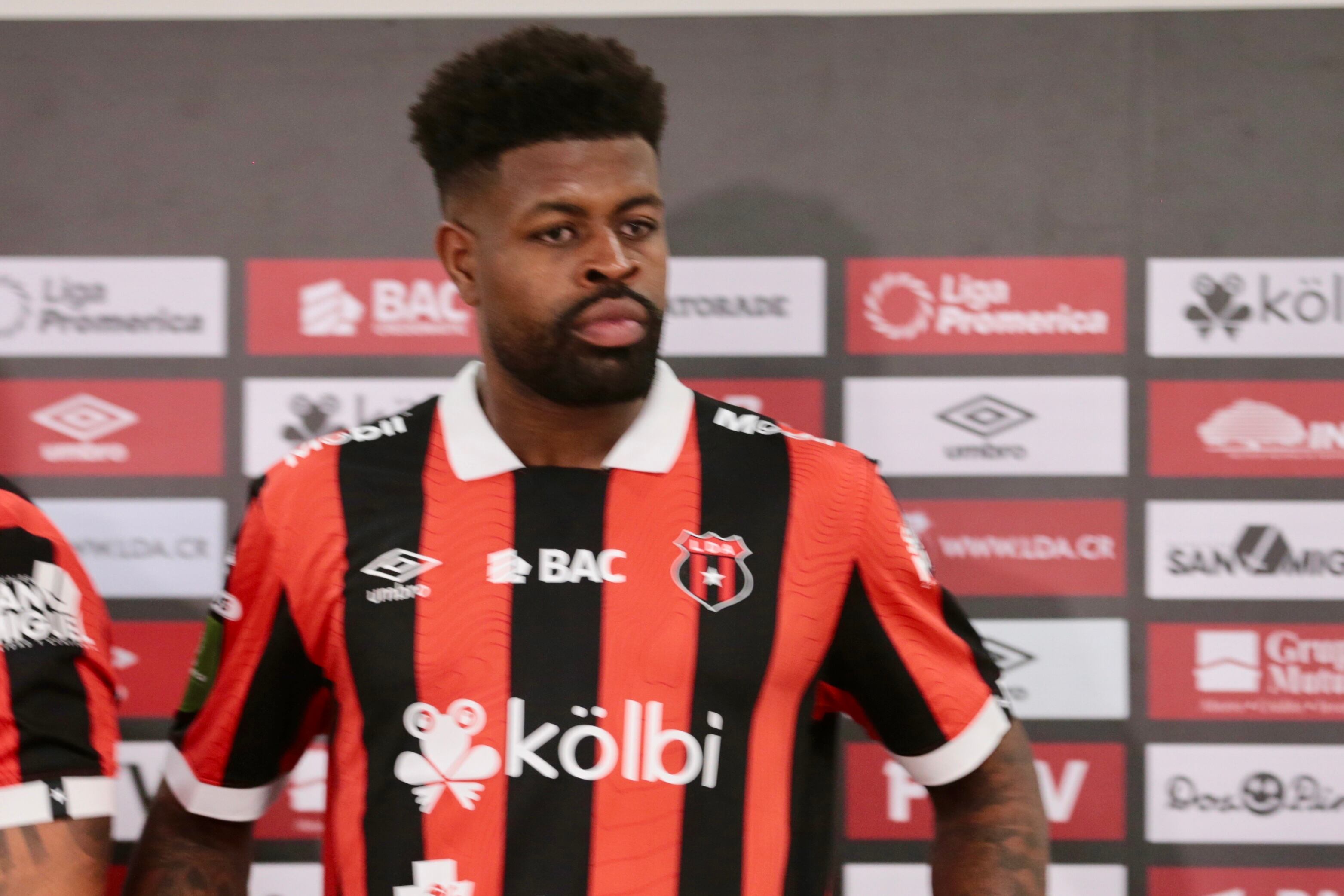 Kevin Cabezas
Diego Campos
Jonathan Moya
Manjrekar James Refuerzos de la liga