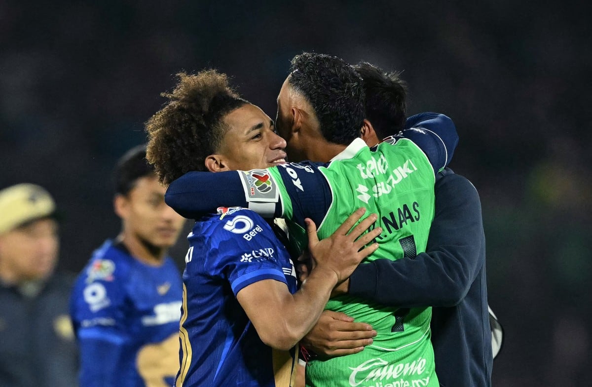 Keylor Navas celebró a lo grande la anotación de Pumas contra Cruz Azul.