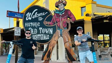 Así es pasear en un desierto en la ciudad de Phoenix
