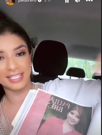 Periodista Paula Brenes, canal 8.