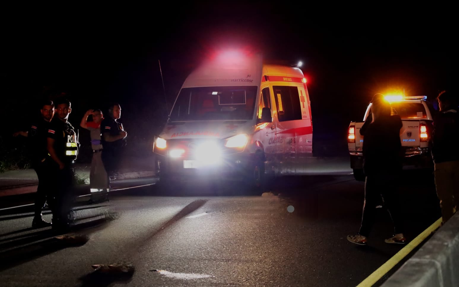 Una aparente maniobra imprudente fue la causa del accidente en la ruta 27, sobre el sector de Orotina.