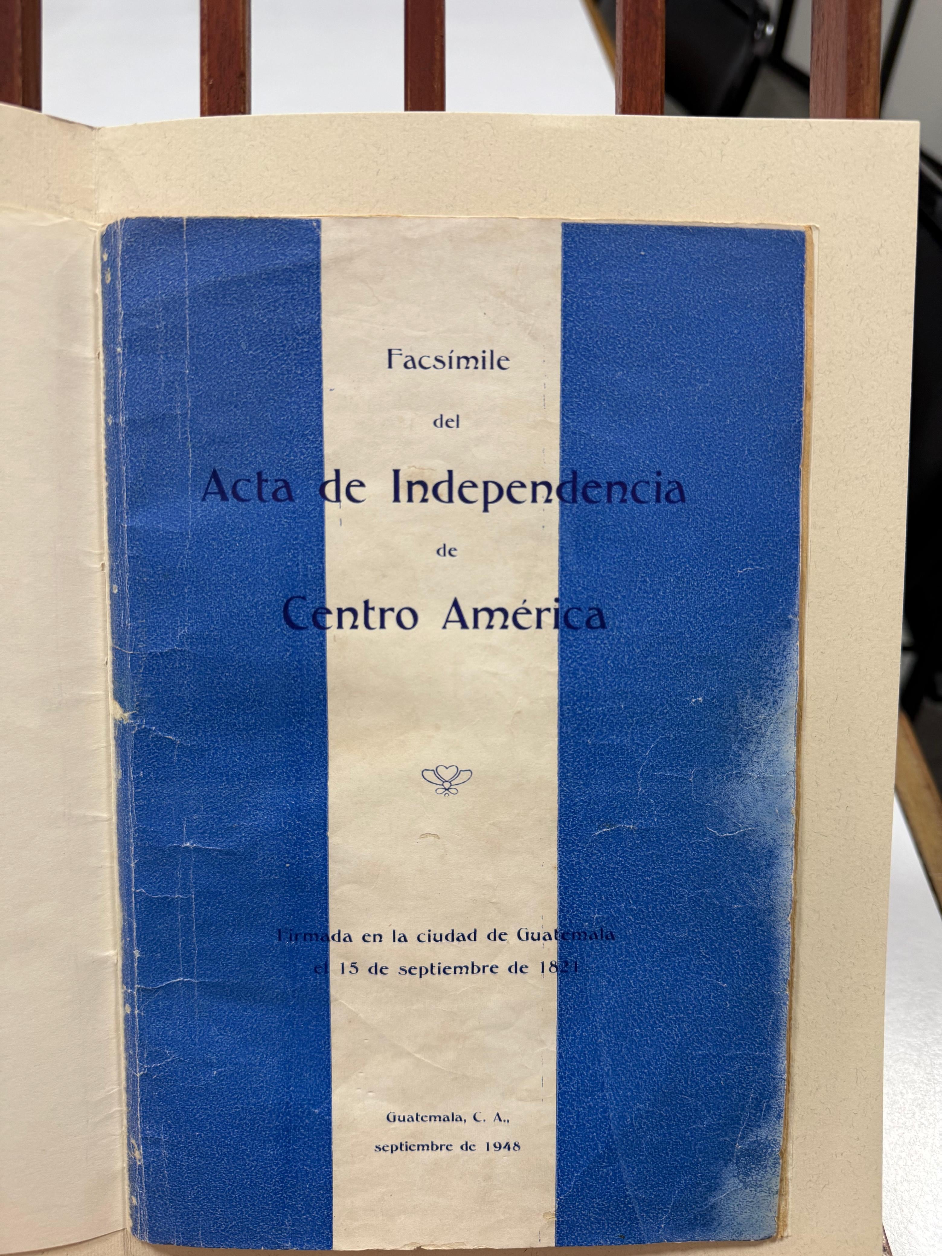 La Independencia de Costa Rica fue un proceso. El primer documento de este proceso fue el conocido Facsimil o Acta de Independencia de Centroamérica, siguió el Acta de los Nublados y después el Acta de Cartago del 29 de octubre de 1821. La historiadora Patricia Fumero confirma que la independencia tica debe celebrarse el 15 de setiembre.