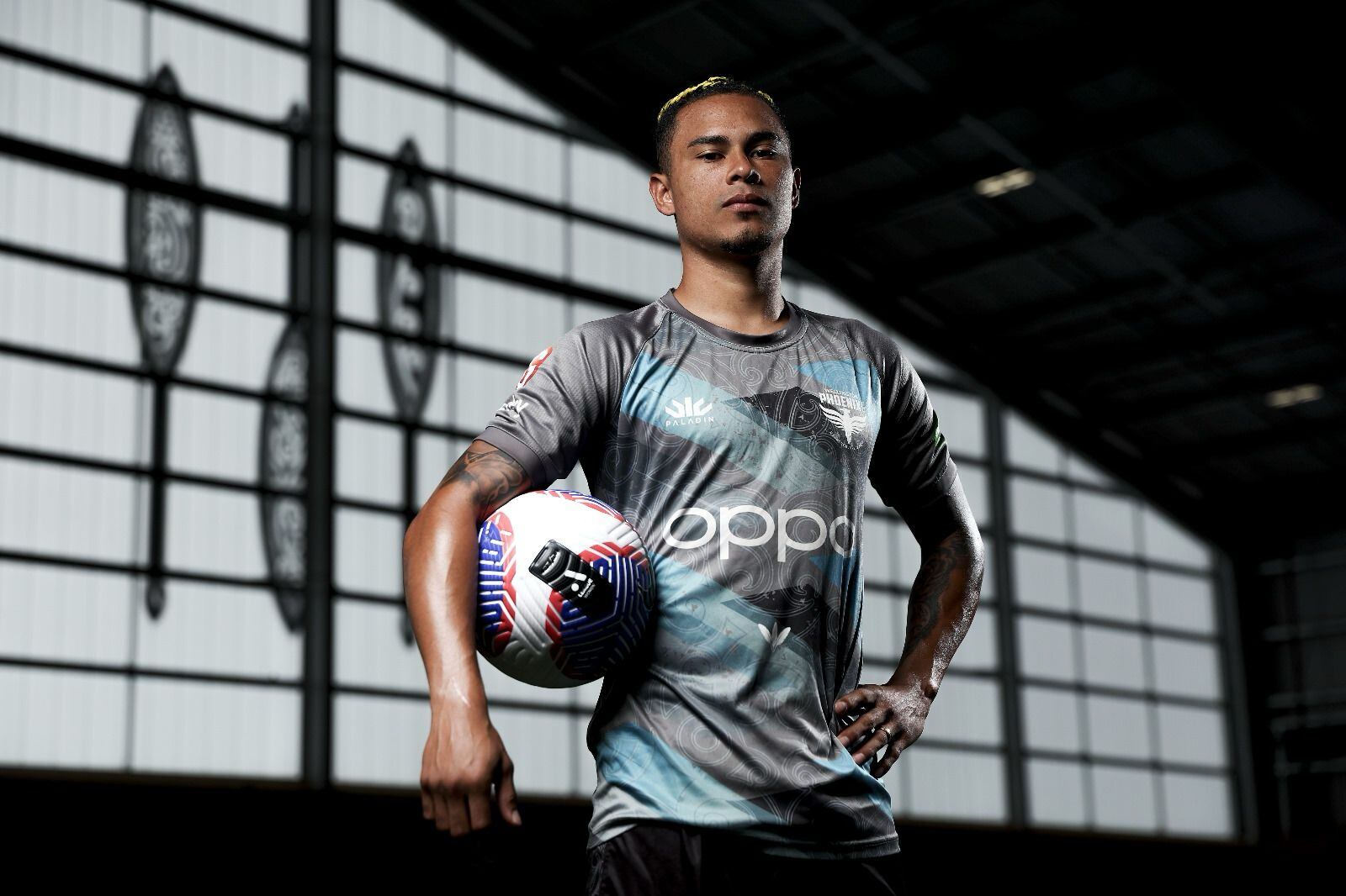 Youstin Salas hizo su primera sesión de fotos como jugador del Wellington Phoenix de Nueva Zelanda. Fotografía: Cortesía