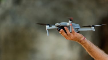 ¿Puedo usar mi dron cerca de un aeropuerto?