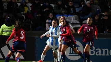 Selección femenina de Costa Rica cierra gira en Argentina con dura caída