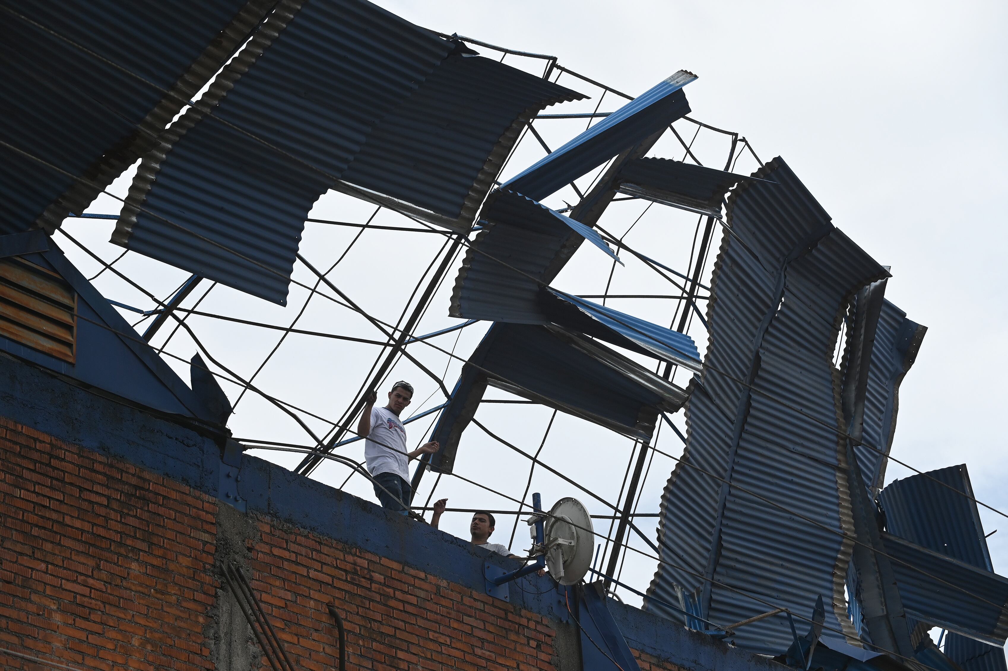 Lluvias causan estragos en Cartago.