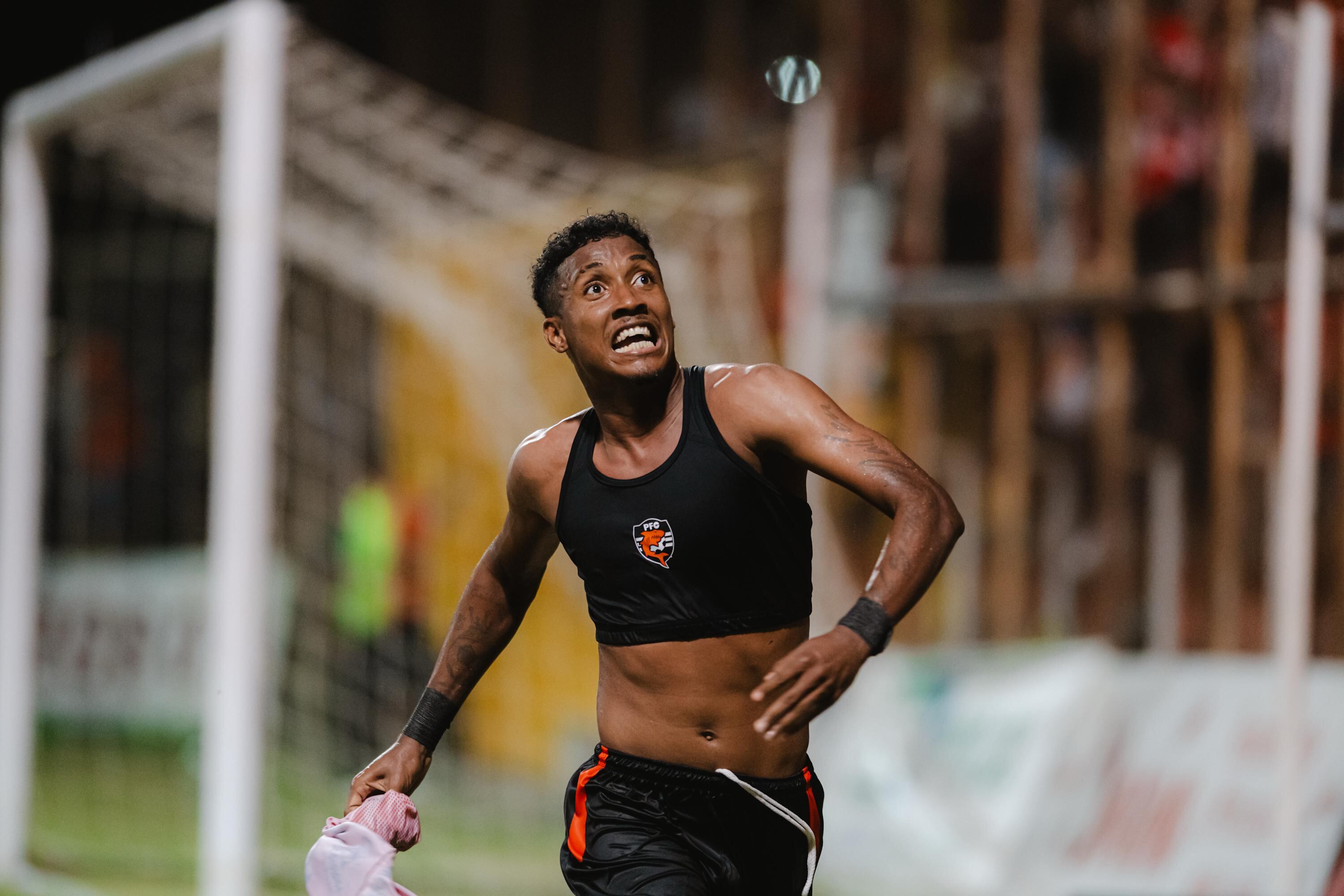 Alexis Cundumí marcó el gol del triunfo en el partido entre Puntarenas FC y Cartaginés.