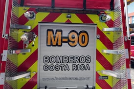 Río se desbordó en Costa Rica y obligó a evacuar de emergencia a nueve personas