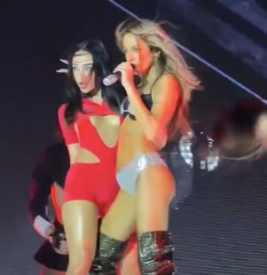 Nicki Nicole y Tini Stoessel