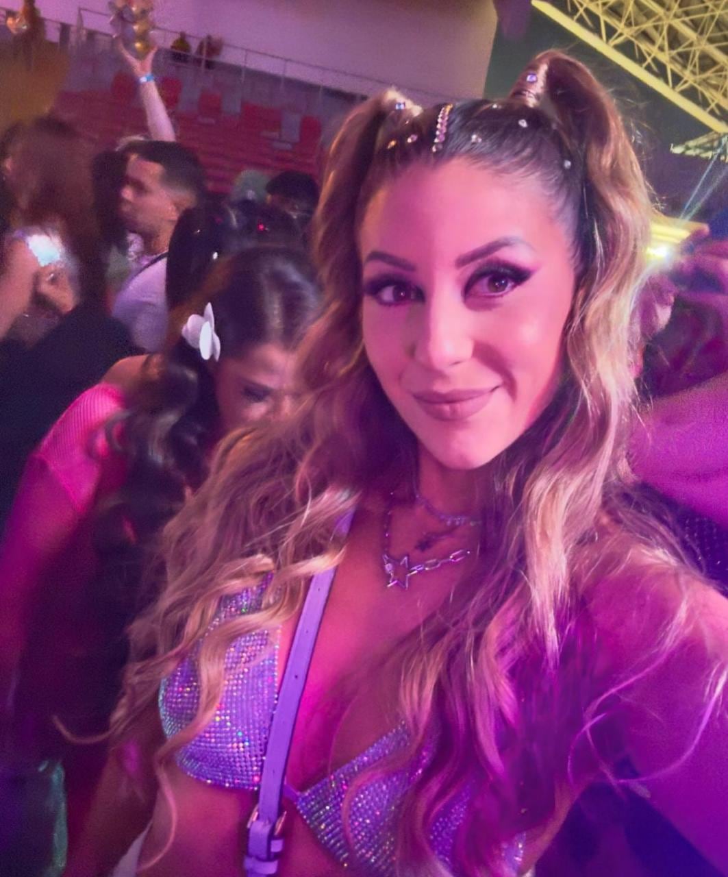 mimi ortiz karol g concierto