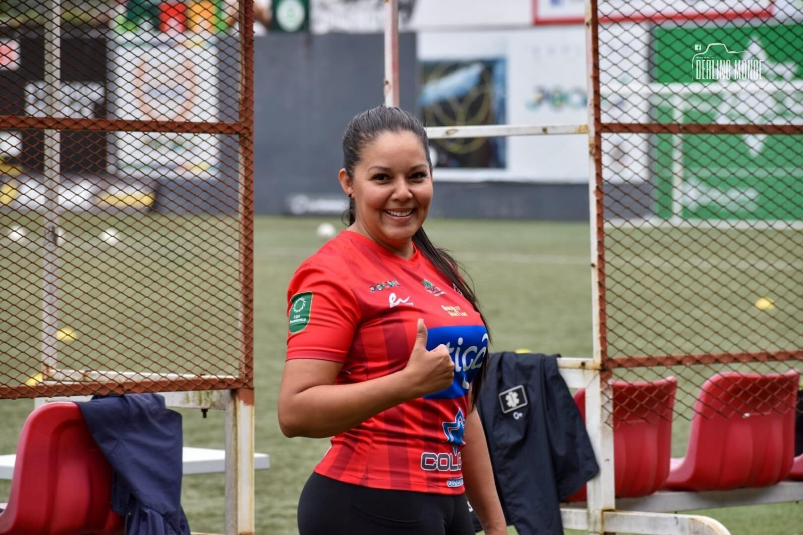 Sandra Hidalgo fue delegada del Santos desde el 2017 y cuenta cómo le duele no ver a su amado club en la primera división. Cortesía.