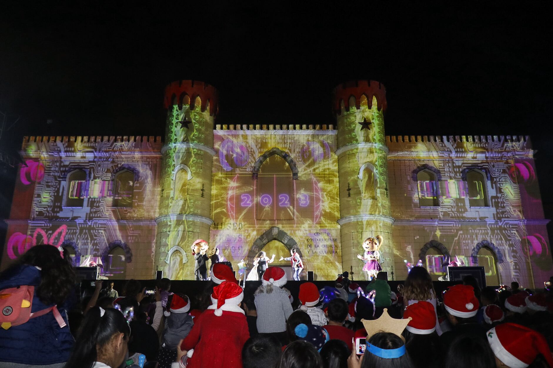 30/11/2023. Iluminación del Museo de los niños. San José. Fotografía: Lilly Arce.