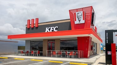 KFC abre puertas a personas sin experiencia: vea cómo aplicar a las vacantes que ofrecerá en feria de empleo