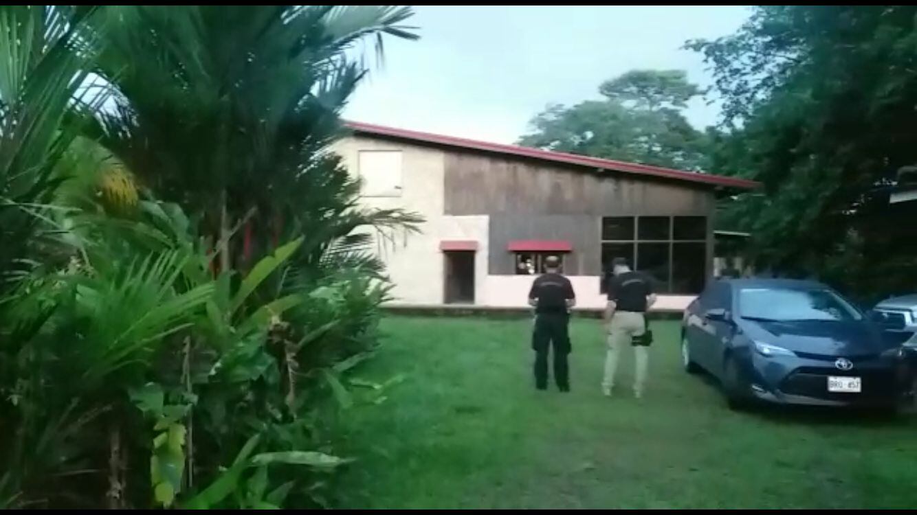 Detienen a sospechosos de secuestrar a mujer y su bebé de 4 meses en Golfito. Foto OIJ.