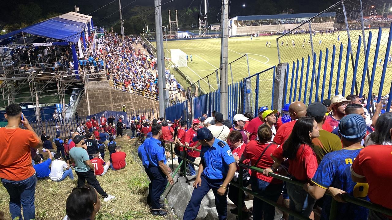 Nicaragua vs Costa Rica, estadio nacional de Nicaragua