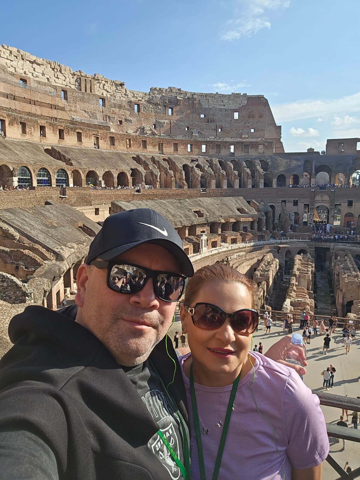 Alexander Vargas y Gaudy Zumbado, dueños del lote de la zapatería Fausto Leiva