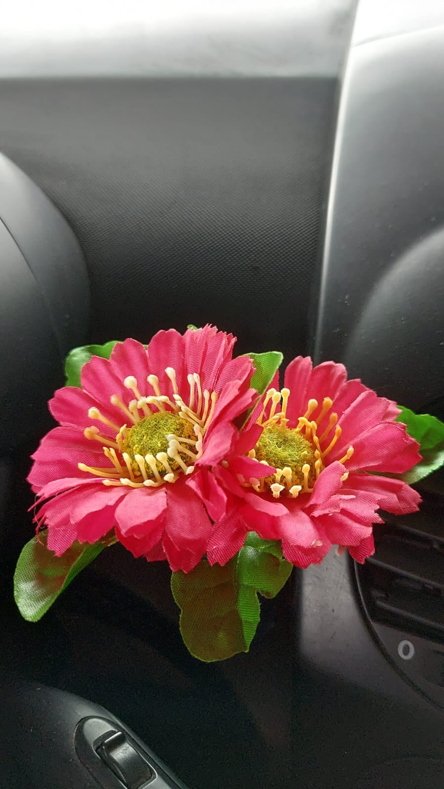 Kimberly Ugalde es la dueña de un impresionante Vocho Barbie. Cortesía.