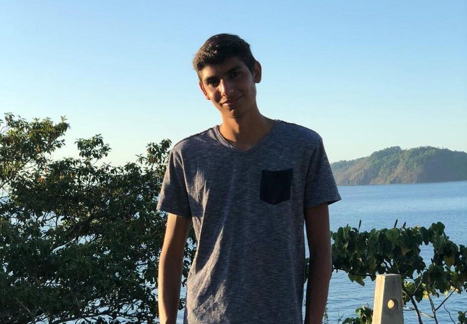 Axel Mauricio Solano Bejarano, motociclista de 20 años fallecido en Alajuela. Foto Facebook.