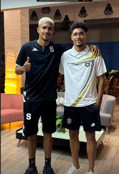 Eduardo y Nicholas Anderson, jugadores