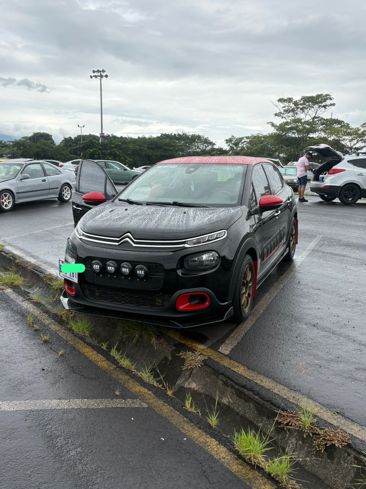 El carro le ha ayudado en momentos que no se ha sentido bien.