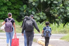 Migración revela cuántos de los 200 migrantes enviados por Trump el año pasado se quedaron en Costa Rica
