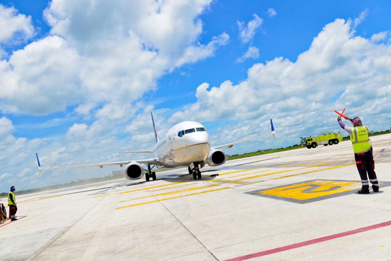 Los residentes y ciudadanos de todos los estados de los Estados Unidos podrán ingresar a Costa Rica a partir del próximo el 01 de noviembre, una decisión que, según el ministro de Turismo, Gustavo Segura, ayudará a la reactivación económica del país y a la generación de empleos.