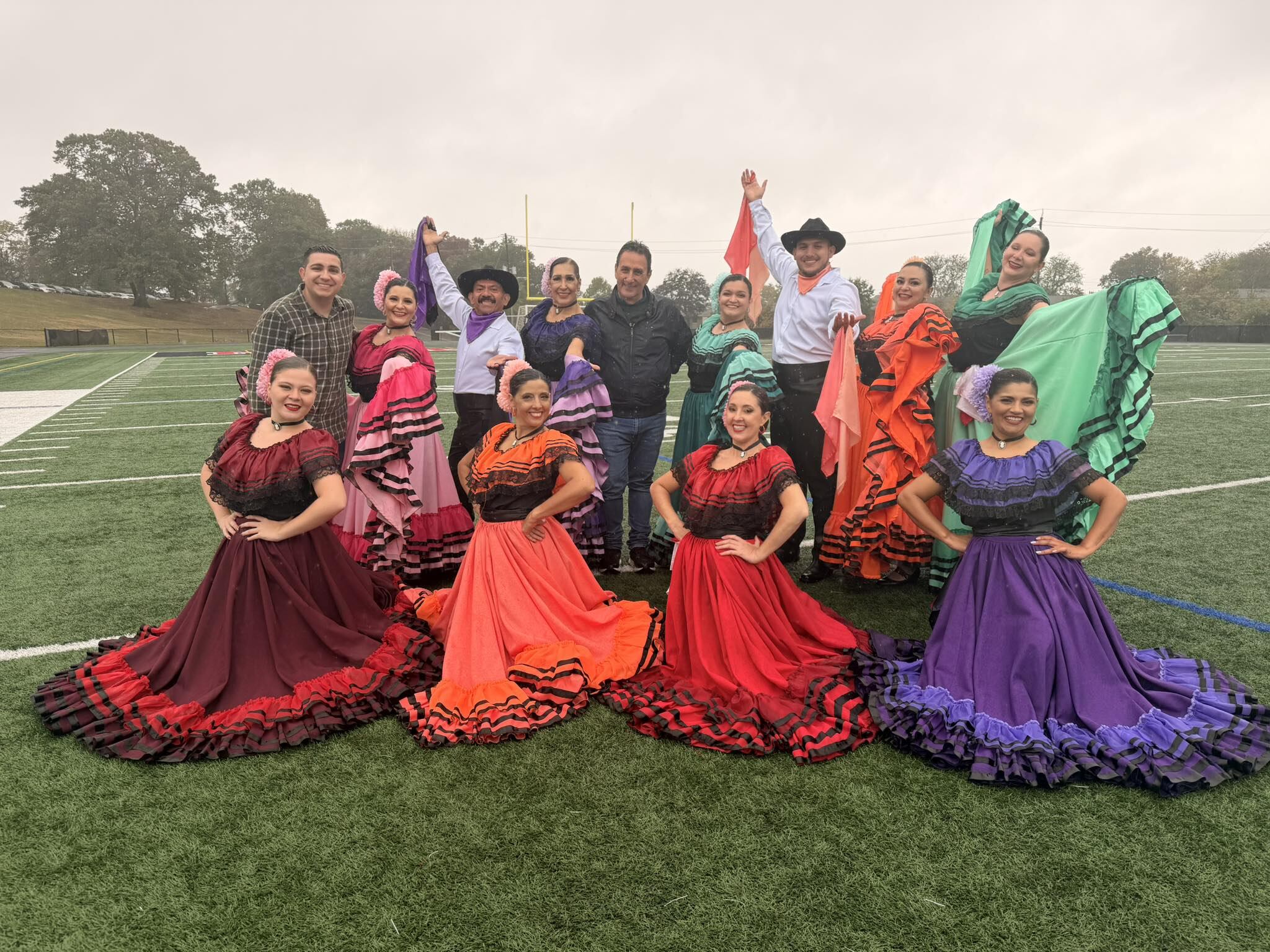 Más de 400 ticos desfilaron el 12 de octubre del 2025 en el Desfile de la Hispanidad sobe la Quinta Avenida de Nueva York.