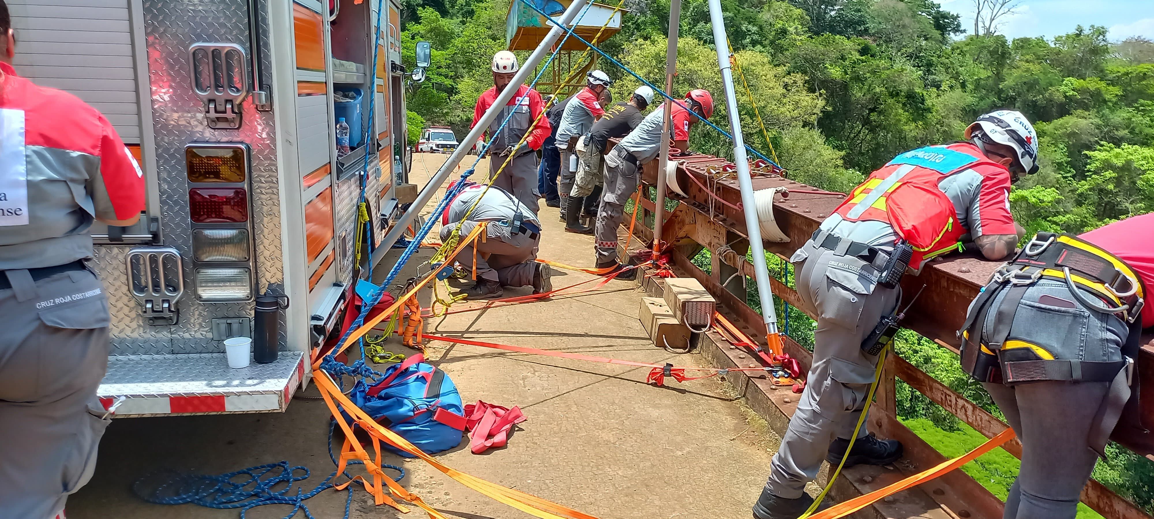 rescate de cuerpo en naranjo