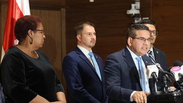 Fabricio Alvarado explota contra Gloria Navas y le hace una inesperada petición