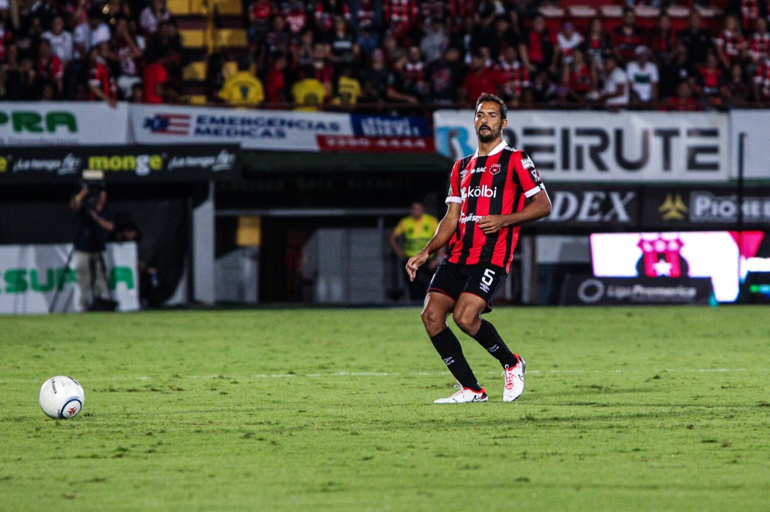 Celso Borges se siente orgulloso al conocer el estudio hecho por CIES Football Observatory.