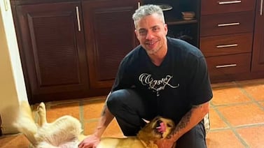 Mujer suplica ayuda para encontrar a su hermano, desaparecido en paseo a la playa