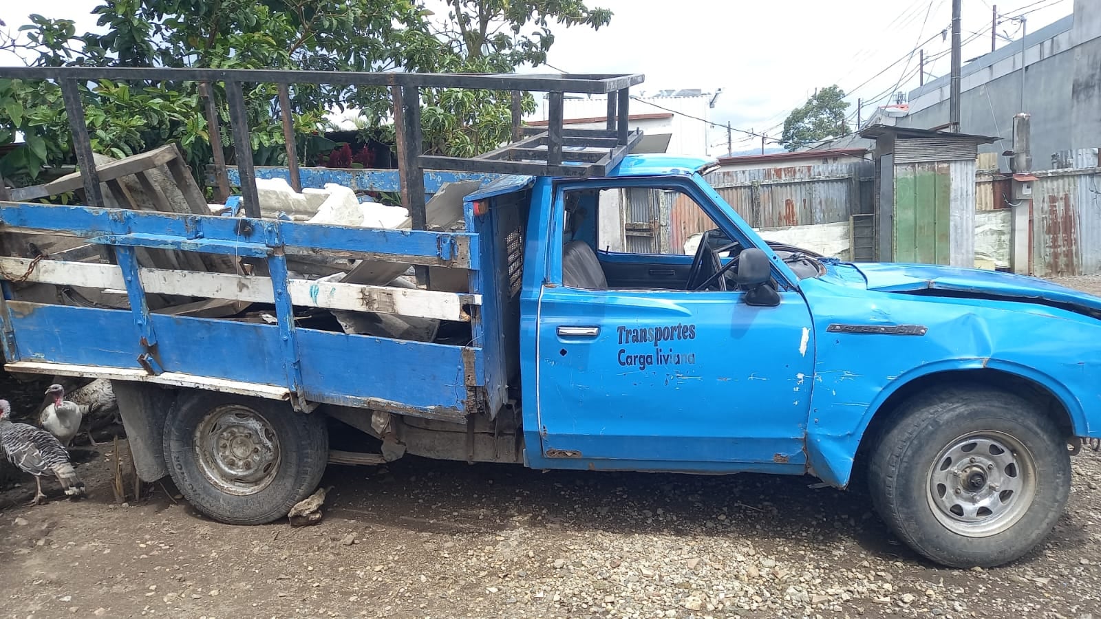 Don Carlos sufrió heridas en su brazo izquierdo debido al accidente. Foto cortesía.