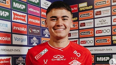 Manfred Ugalde se luce con un doblete y sigue acumulando goles en Rusia