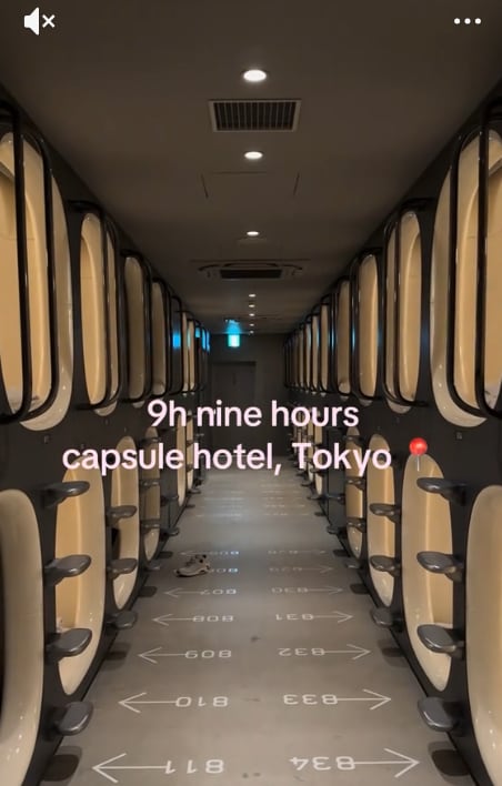 Pamela Wanchope, hija de Paulo Wanchope contó cómo es dormir en un hotel cápsula, en Japón.