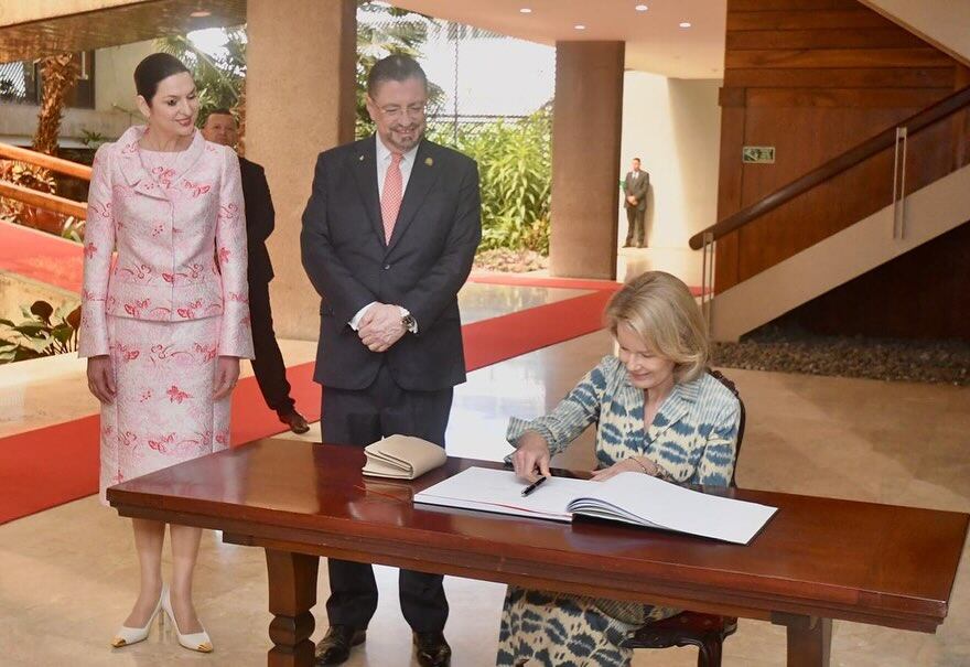 Reina de Bélgica está en Costa Rica