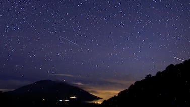 ¿Cuándo y cómo ver la lluvia de meteoros Leónidas 2025?