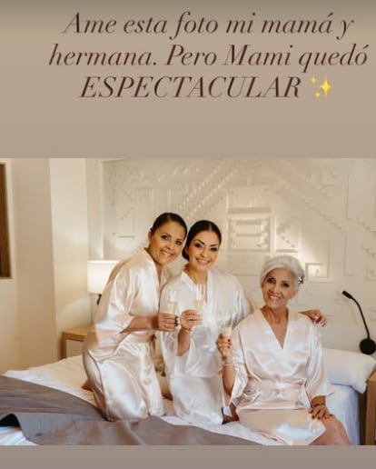 Arlene Elizondo, cantante nacional en su boda en España.