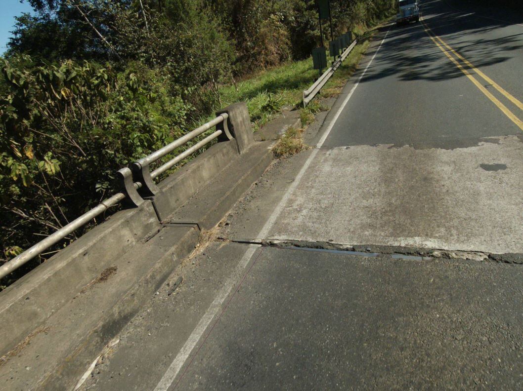 Las autopistas que conectan a San José con Alajuela (ruta 1) y San José con Orotina (ruta 3), fueron analizadas por el Laboratorio Nacional de Materiales y Modelos Estructurales de la Universidad de Costa Rica (LanammeUCR) y el resultado de ese análisis confirmó que las dos están pa’l tigre