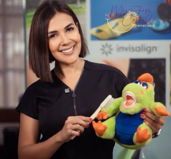 El bailarín Yenier Jiménez tendrá un nuevo reto esta semana y es poner a bailar a María José Castillo.