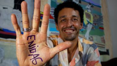 ¡De Guanacaste para el mundo! Tico debutará en galería de arte en importante barrio de Nueva York