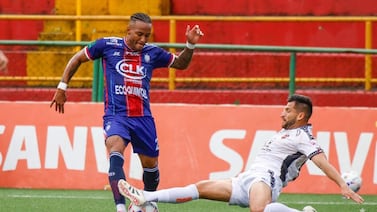 Puntarenas gana dramáticamente en San Carlos para hundir más en la tabla al Herediano