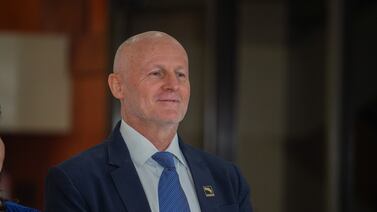 TSE tomó una decisión sobre las credenciales de Stephan Brunner como vicepresidente