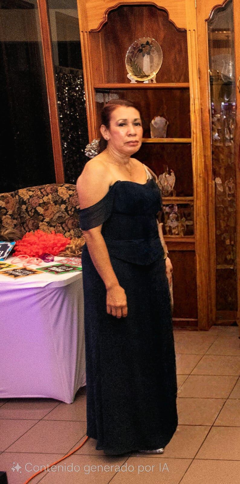 Reina Castro, de 63 años, vecina de San Pedro de Barva, en Heredia, murió al ser atropellada por una moto y un carro. Foto:  Cortesía Marjorie Rivas para La Teja